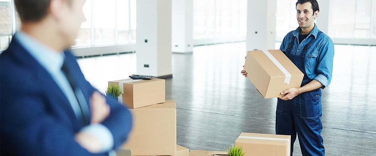 A comprehensive guide to moving your business to a new location banner image